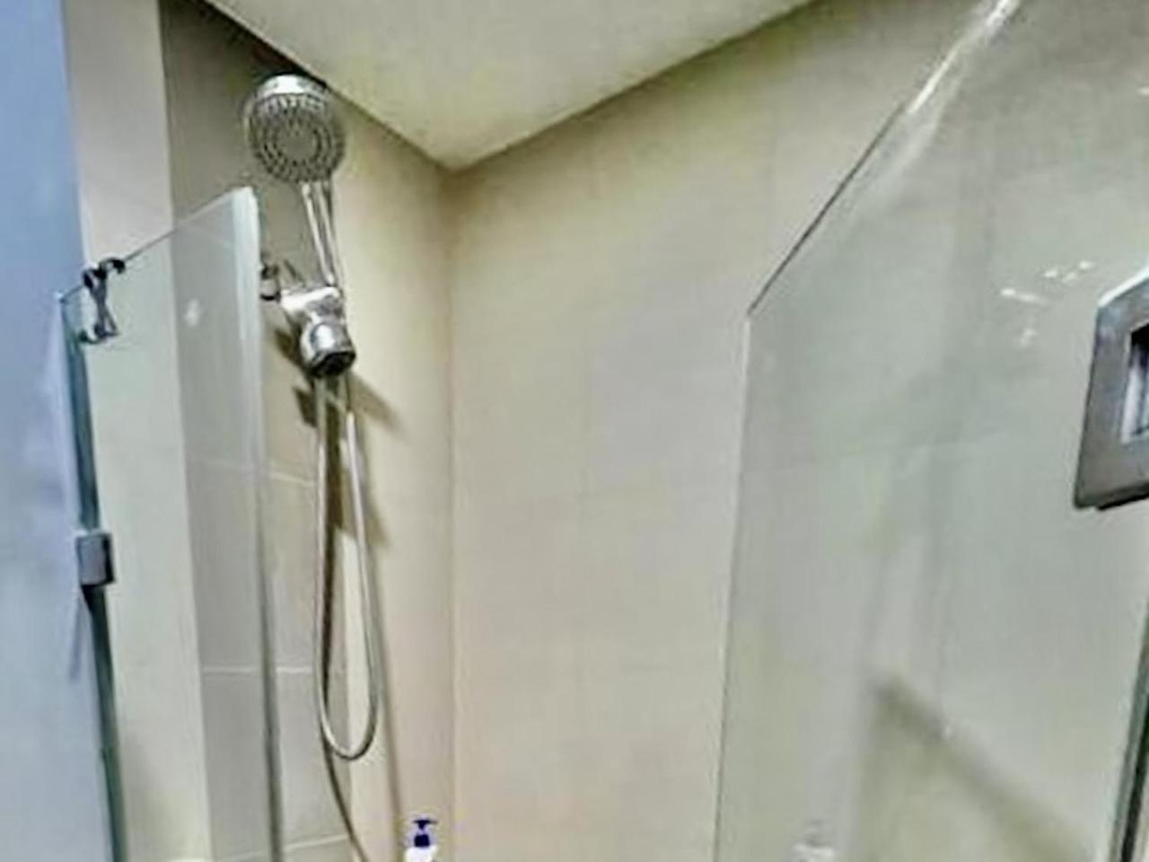 Abreeza Studio Suite 2321 - Pool, Wifi, City View, Washer, Ac, Netflix, Mall Davao City 외부 사진